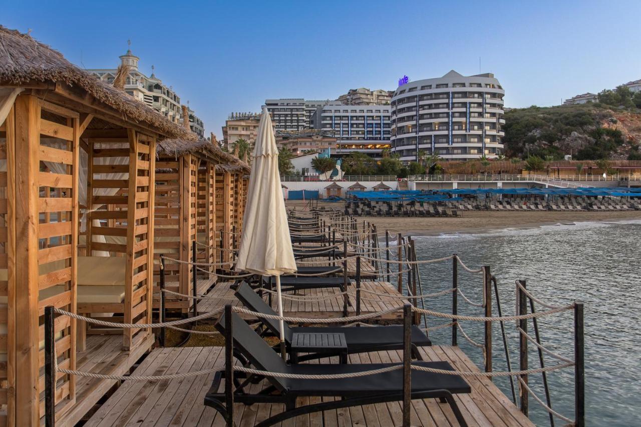 Noxinn Deluxe Hotel Konaklı 外观 照片