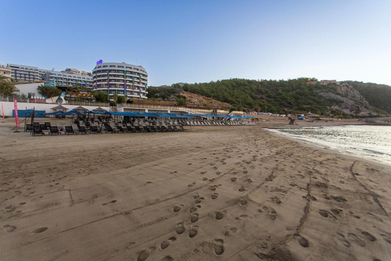 Noxinn Deluxe Hotel Konaklı 外观 照片